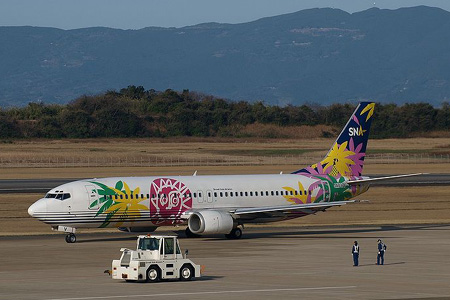 長崎空港のスカイネットアジア機 ©ぱちょぴ様 Wikipedia Japan